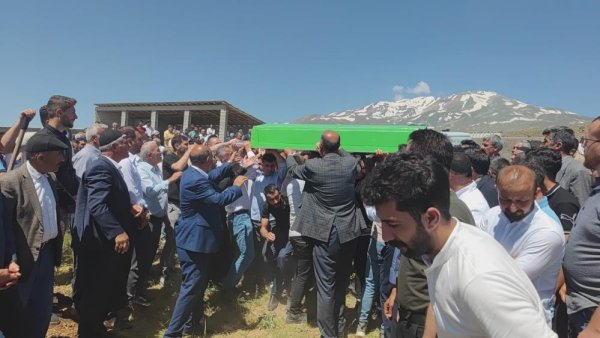 Trafik kazasında AK Partili Başkan hayatını kaybetti, 10 kişi yaralandı!