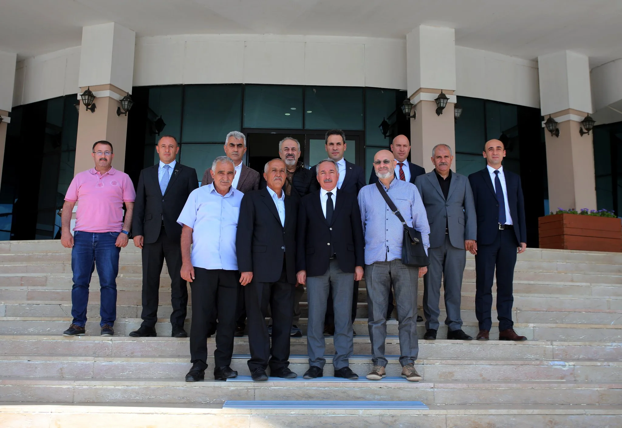 AİÇÜ Rektörü Prof. Dr. Karabulut, emektarlarla bir arada!