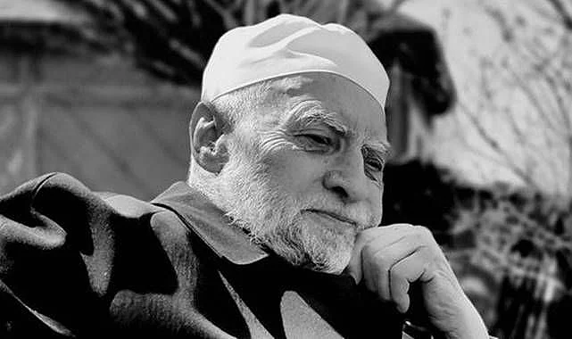 İbrahim Taşkesenligil vefat etti!