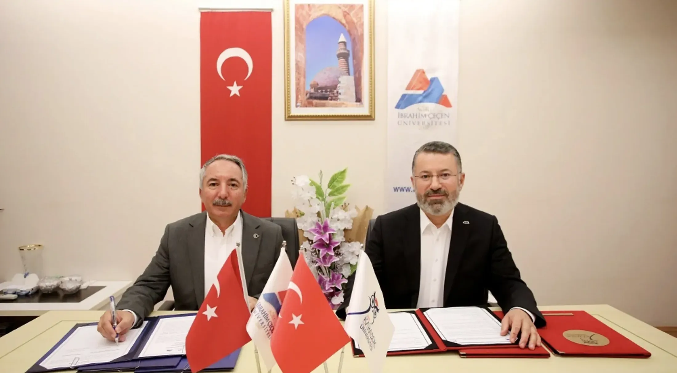 AİÇÜ ve Karabük Üniversitesi arasında protokol imzalandı!