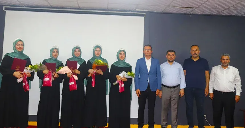Tutak’ta ‘İcazet ve Taç Giyme Merasimi’ düzenlendi