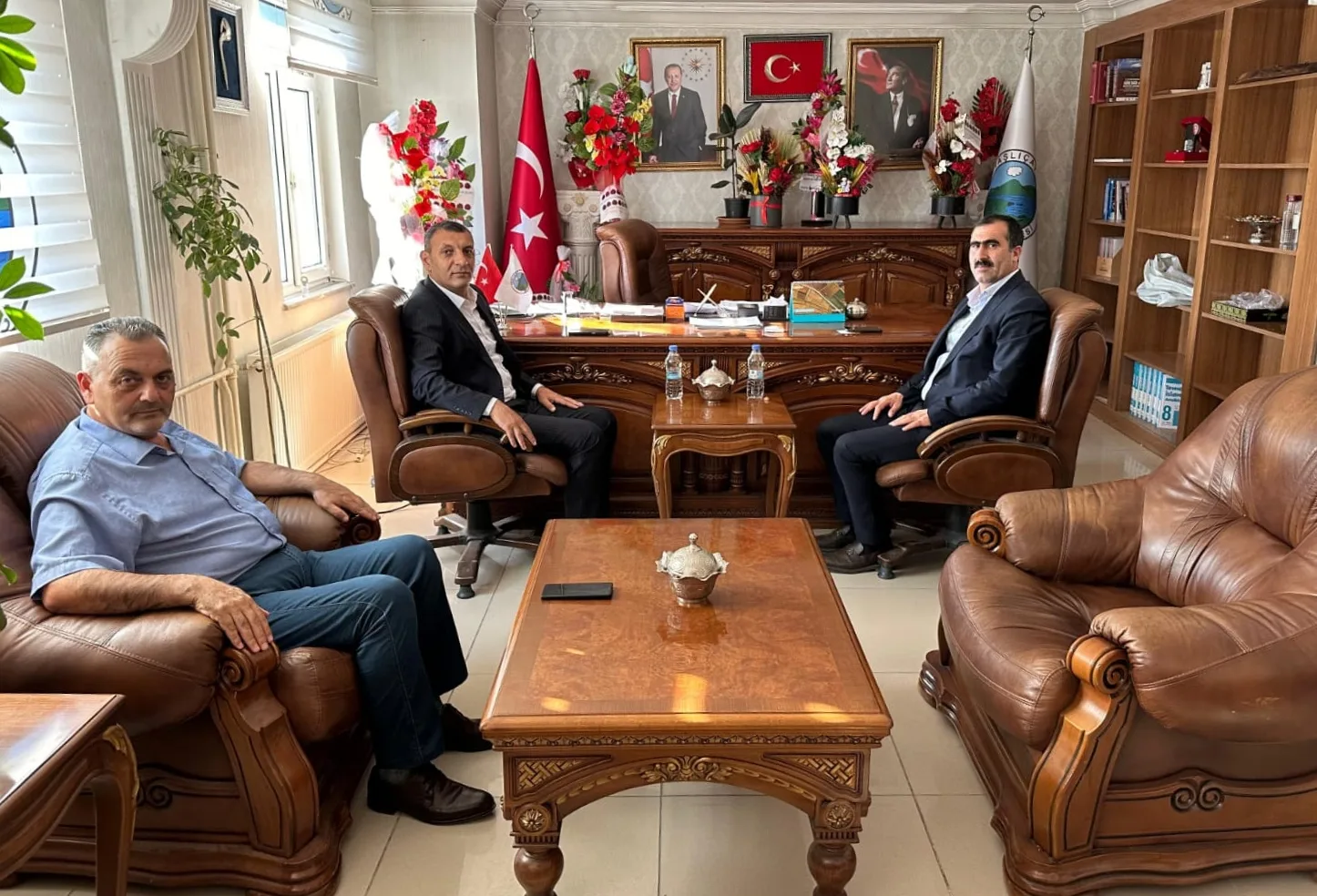 OGC Genel Başkanı Aydın’dan Taşlıçay Belediye Başkanı Budak’a ziyaret