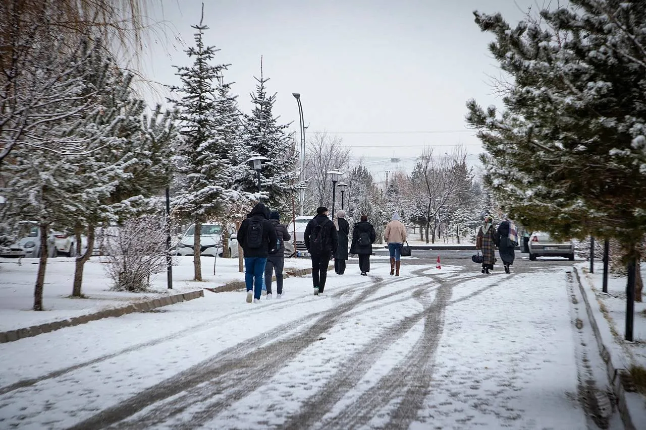 Ağrı’da hava sıfırın altında 17 derece!