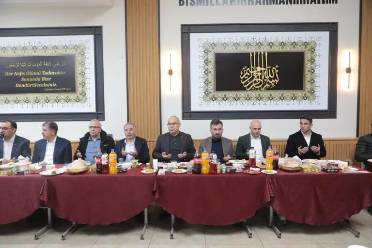 İş insanı Abdolbari Goozal için mevlid okutuldu